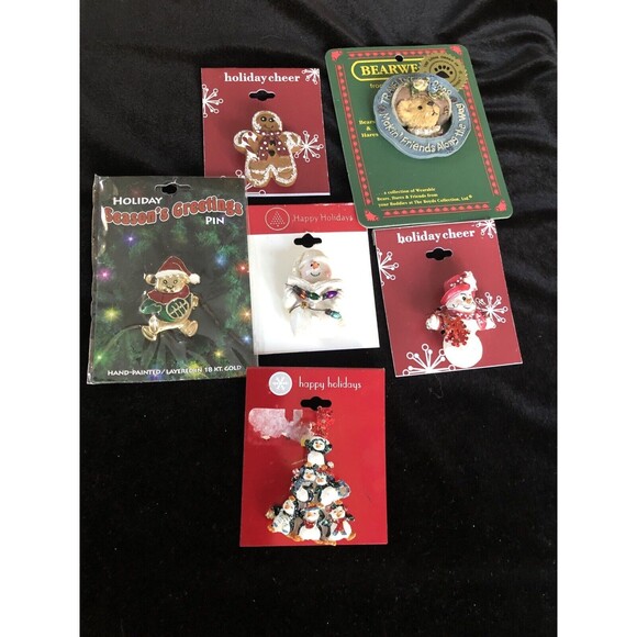 Lot Of 5 VINTAGE CHRISTMAS PINs New And 2006 Boyd’s Bear Pin - Picture 1 of 8